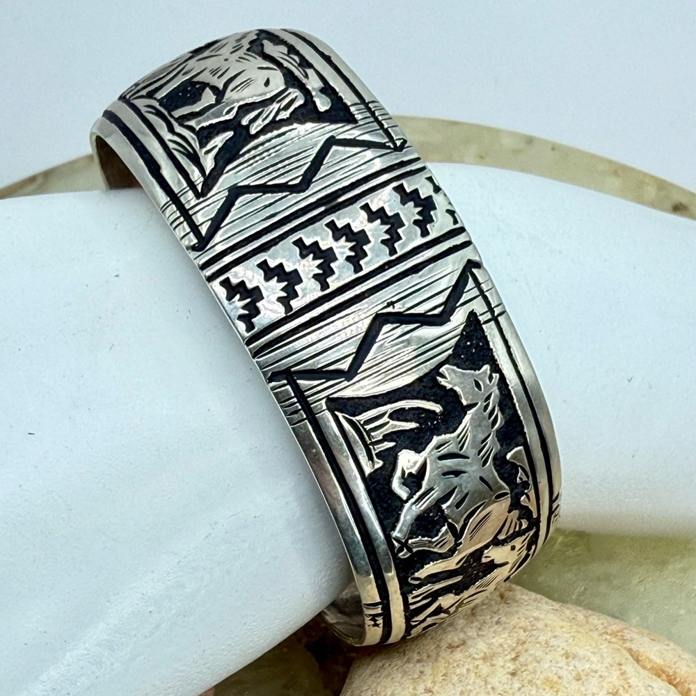 Sterling Silver Horse Motif Cuff Bracelet - Silver - Picture 8 of 16